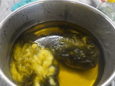 Dyeing in the pan